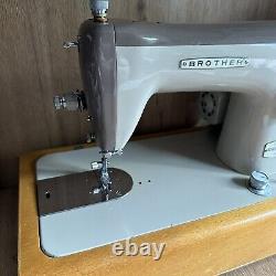 Brother Deluxe Foreign Heavy Duty Upholstery & Leather Sewing Machine Working