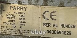 LARGE HEAVY DUTY ELECTRIC GRIDDLE, PARRY, 3KW, 13Amp NORMAL PLUG 240volts, V. G. C