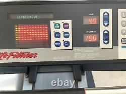 Life Fitness 9100HR Fully Commercial Grade Treadmill Heavy Duty Ex Gym