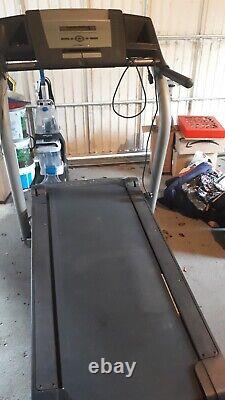 Nordic Track Treadmill c2000, folding, incline, running machine heavy duty Gym