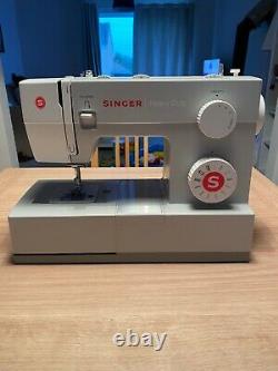 SINGER 4411 Heavy Duty Sewing Machine