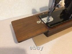 Singer 201K Heavy Duty Electric Sewing Machine 1948 EE671650 Good Condition