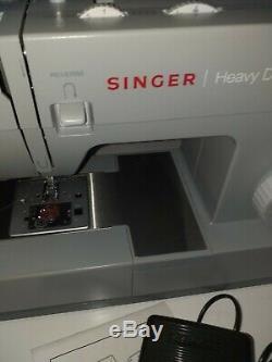 Singer 4423 Heavy Duty Sewing Machine Used Condition