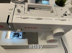 Singer 5523 Heavy Duty Sewing Machine 4423 Special Edition