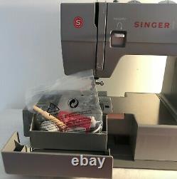 Singer Heavy Duty Sewing Machine Embroidery 4432 With ORIGINAL PACKAGING RRP £379