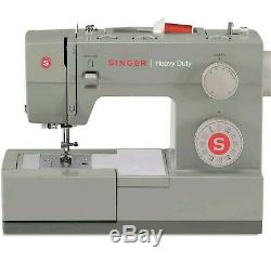 Singer Sewing Machine 4452 Heavy Duty 32 Built-in Stitches! IN HAND