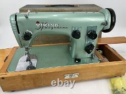 Vintage Heavy Duty Husqvarna Viking 19E Special ZIG ZAG Electric Sewing Machine