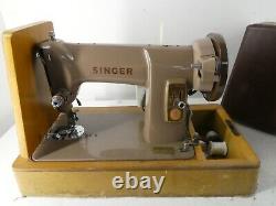 Vintage Singer 185K Electric Heavy Duty Sewing Machine with Lockable Case B25