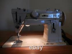Vintage Singer 411g Multistitch Heavy Duty Sewing Machine