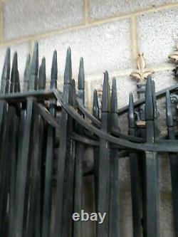 Wrought Iron Entrance Gates electric/manual well made Heavy Duty set 1